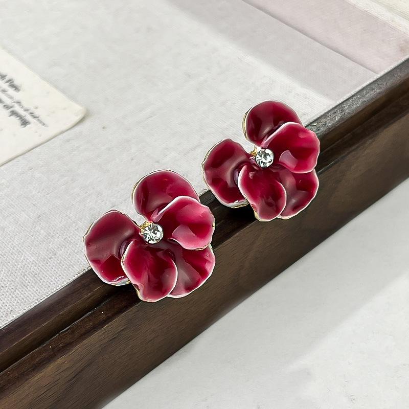 Pinkdudu Розовые серьги-цветы Sweet Temperament Универсальные серьги премиум-класса Маленькие серьги для поездок на работу Оптовая продажа PD1984 красный
Pinkdudu Розовые серьги-цветы Sweet Temperament Универсальные серьги премиум-класса Маленькие серьги для поездок на работу Оптовая продажа PD1984 красный
