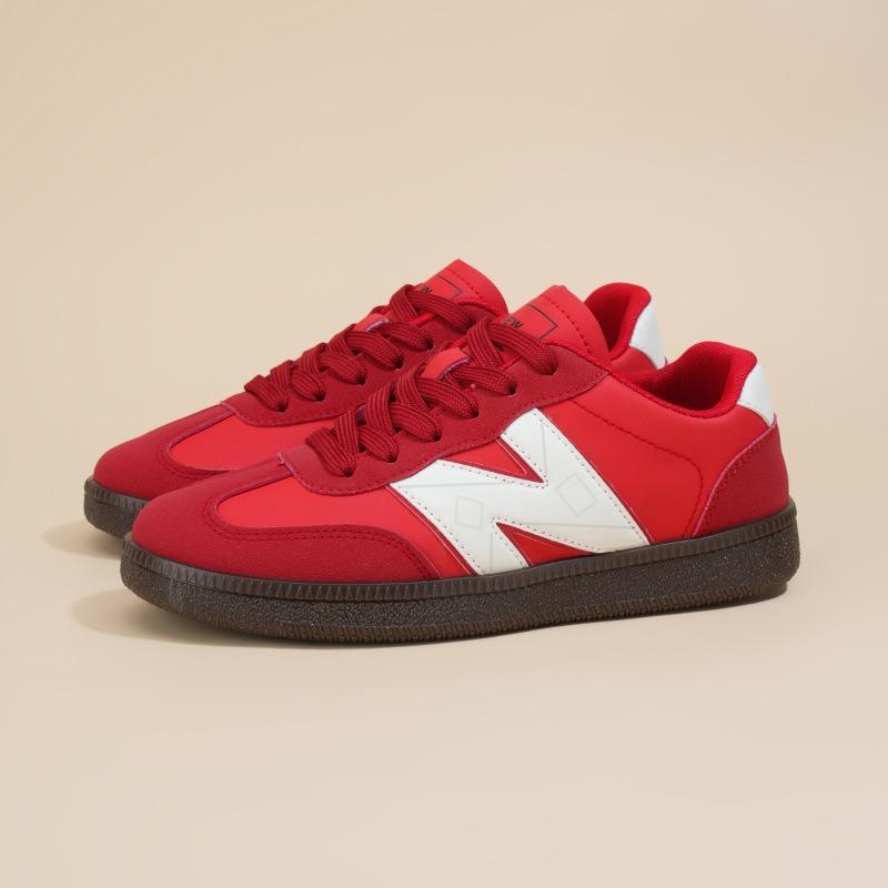 Весенне-осенние прохладные кроссовки на плоской подошве, мужская и женская обувь, повседневная, универсальная, модная 40
Весенне-осенние прохладные кроссовки на плоской подошве, мужская и женская обувь, повседневная, универсальная, модная 40