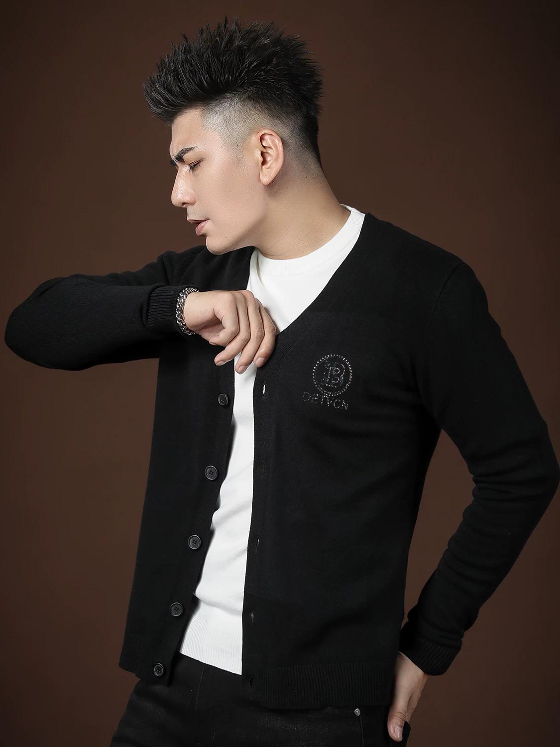 European Style Cardigan Sweater Autumn Letter Print Knitwear Men s V-Neck Casual Outerwear Men s Jacket L чёрный
European Style Cardigan Sweater Autumn Letter Print Knitwear Men s V-Neck Casual Outerwear Men s Jacket L чёрный