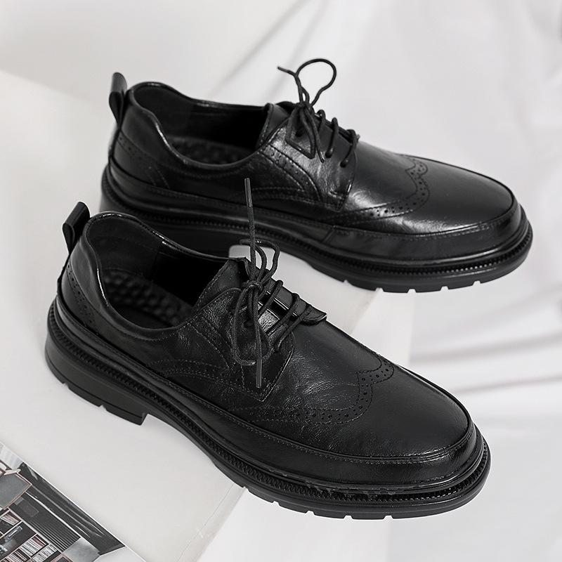 Men s shoes fashion casual leather shoes foreign trade trend Brock carved leather shoes lace-up groom wedding shoes business dress shoes 38 чорний
Men s shoes fashion casual leather shoes foreign trade trend Brock carved leather shoes lace-up groom wedding shoes business dress shoes 38 чорний