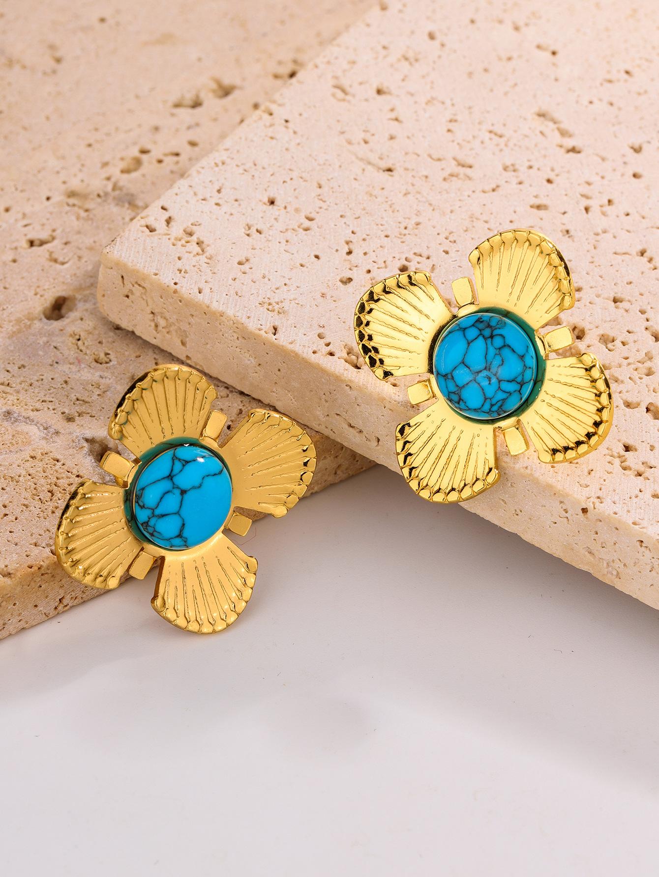 European and American stainless steel flower bow texture stud earrings light luxury high-end wind personality titanium steel earrings
European and American stainless steel flower bow texture stud earrings light luxury high-end wind personality titanium steel earrings