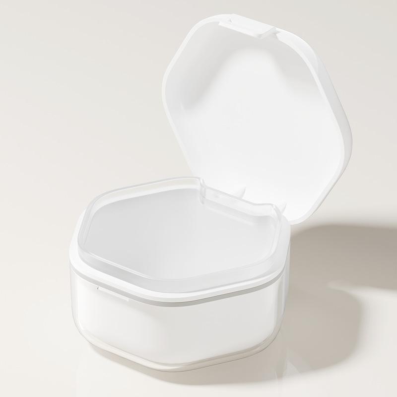 Invisible Braces Box Sealed Storage Box Orthotics Portable Elderly Denture Cleaner білий
Invisible Braces Box Sealed Storage Box Orthotics Portable Elderly Denture Cleaner білий