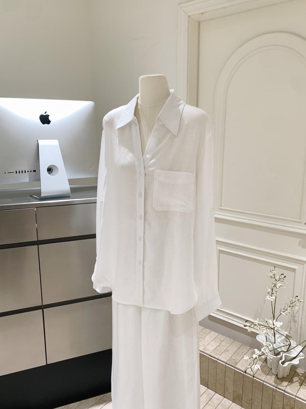 5werkwe Women s White Loose Linen Long Sleeve Autumn Shirt – Versatile Casual Style Small
5werkwe Women s White Loose Linen Long Sleeve Autumn Shirt – Versatile Casual Style Small