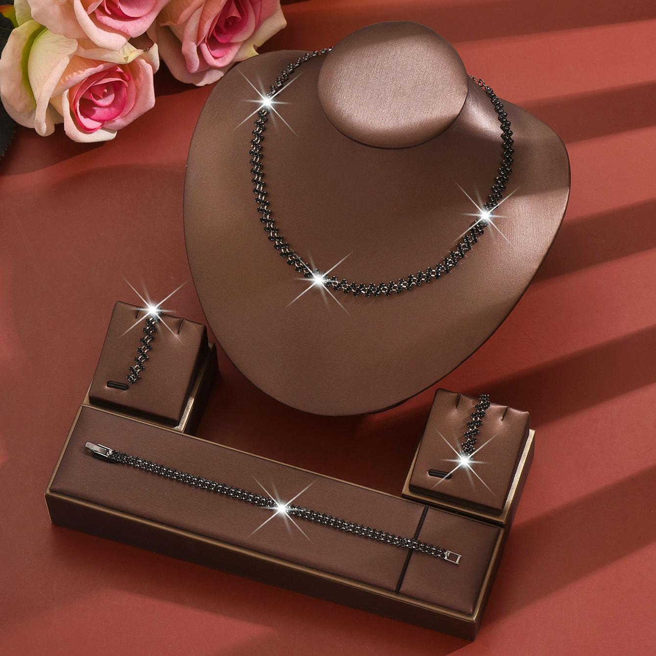 Ожерелье, Серьги, Набор украшений, Свадебные украшения Набор из 2 предметов
Ожерелье, Серьги, Набор украшений, Свадебные украшения Набор из 2 предметов