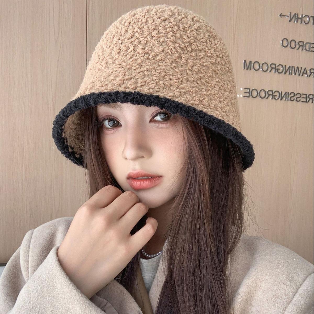 Новая японская однотонная милая и теплая женская панама, корейская версия осенне-зимней моды, универсальная вязаная шляпа-горшок из овечьей шерсти One Size
Новая японская однотонная милая и теплая женская панама, корейская версия осенне-зимней моды, универсальная вязаная шляпа-горшок из овечьей шерсти One Size