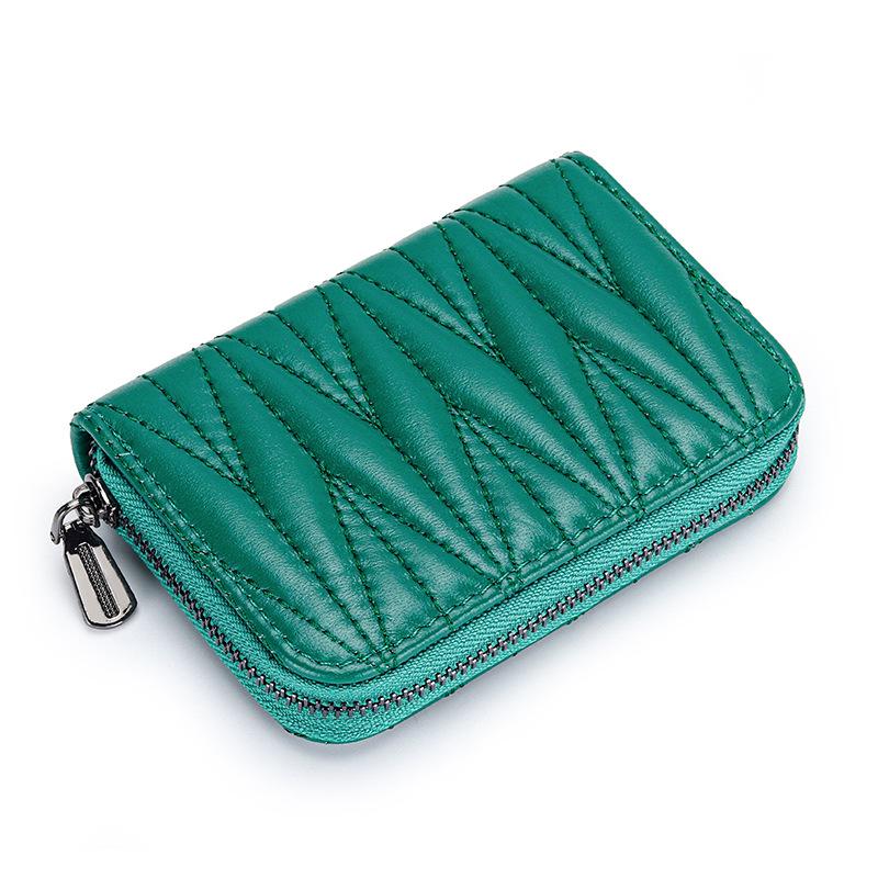 Women s Embroidered Lambskin ID Card Holder - Compact, Genuine Leather with Multiple Slots (2025 New) зелёный
Women s Embroidered Lambskin ID Card Holder - Compact, Genuine Leather with Multiple Slots (2025 New) зелёный