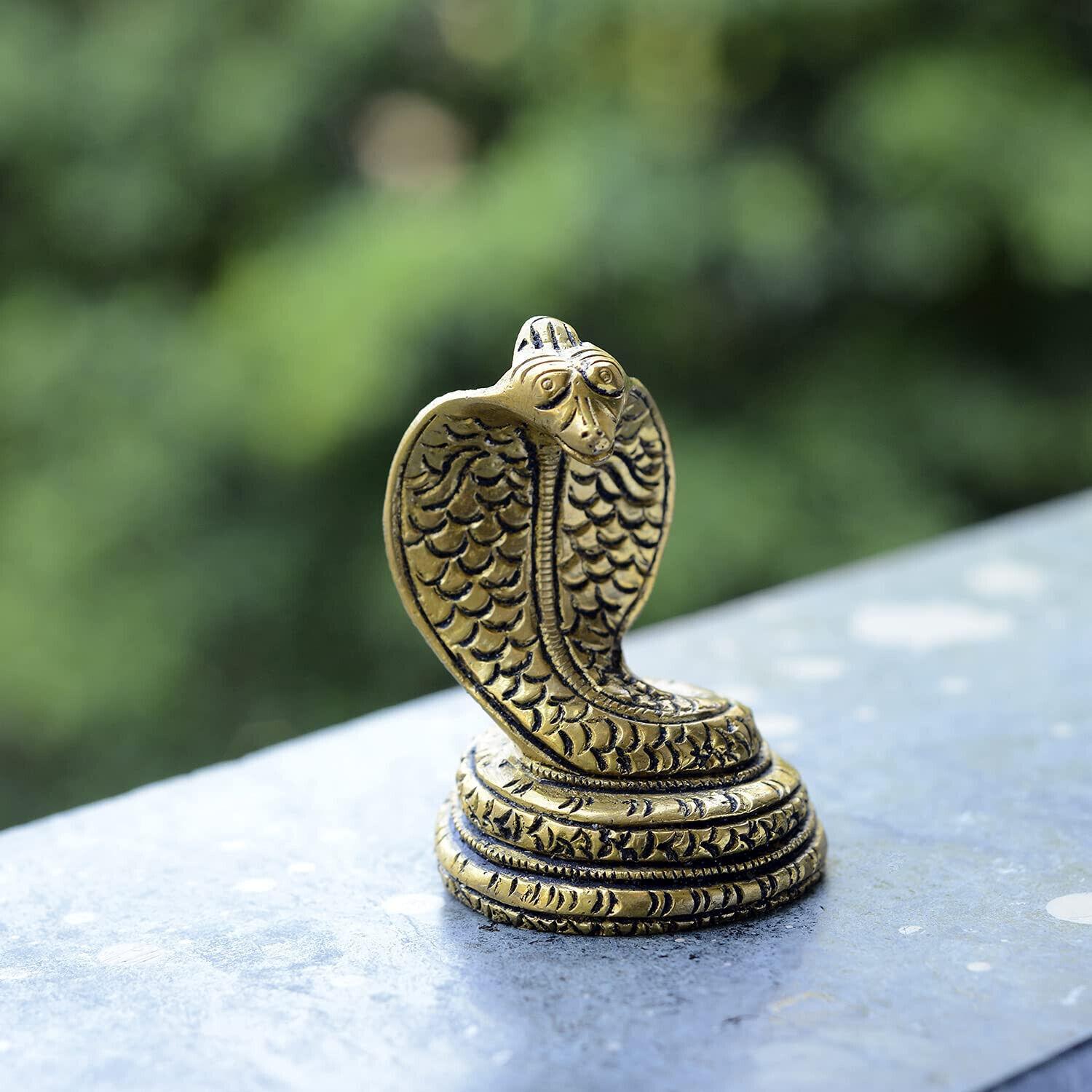 @ Indian Traditional Brass Snake Showpiece
@ Indian Traditional Brass Snake Showpiece