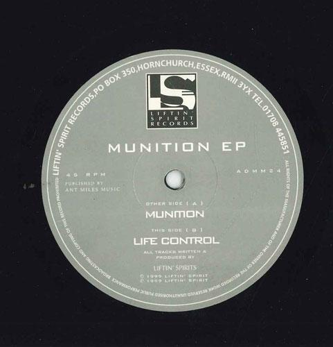 12inch Record LIFTIN SPIRITS Munition E.p. ADMM24 LIFTIN SPIRIT 1999 UK Dance Electronica Used
12inch Record LIFTIN SPIRITS Munition E.p. ADMM24 LIFTIN SPIRIT 1999 UK Dance Electronica Used