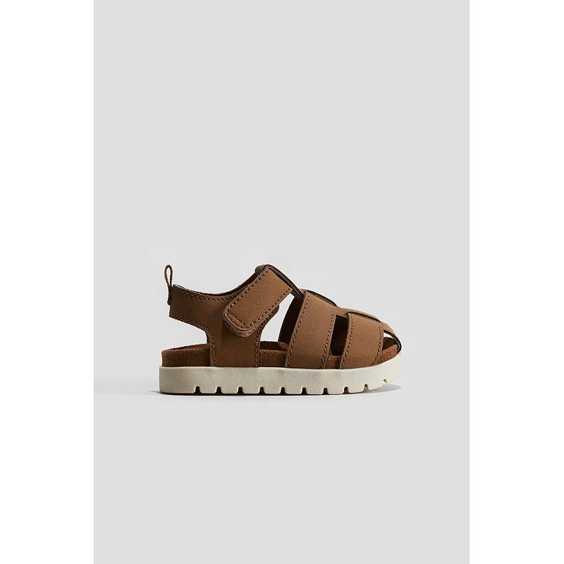 HM 2025 Summer New Children s Shoes Baby Girl Fisherman Sandals 1269377 Brown 110((18/19))
HM 2025 Summer New Children s Shoes Baby Girl Fisherman Sandals 1269377 Brown 110((18/19))