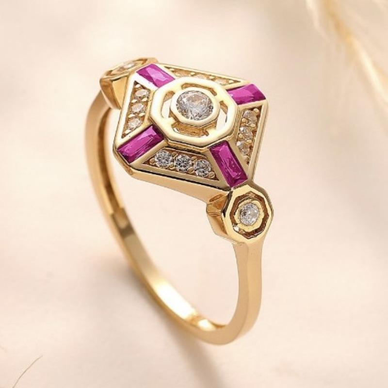 European and American fashion palace style ruby fashion block creative women s ring 10&Gold-color білий
European and American fashion palace style ruby fashion block creative women s ring 10&Gold-color білий