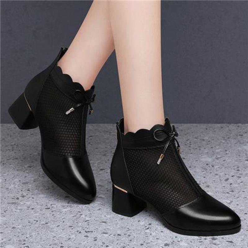 The new outer wear is thin, breathable and comfortable, cool boots, women s 2025 women s versatile and not tired feet, fashionable temperament, squ 40
The new outer wear is thin, breathable and comfortable, cool boots, women s 2025 women s versatile and not tired feet, fashionable temperament, squ 40
