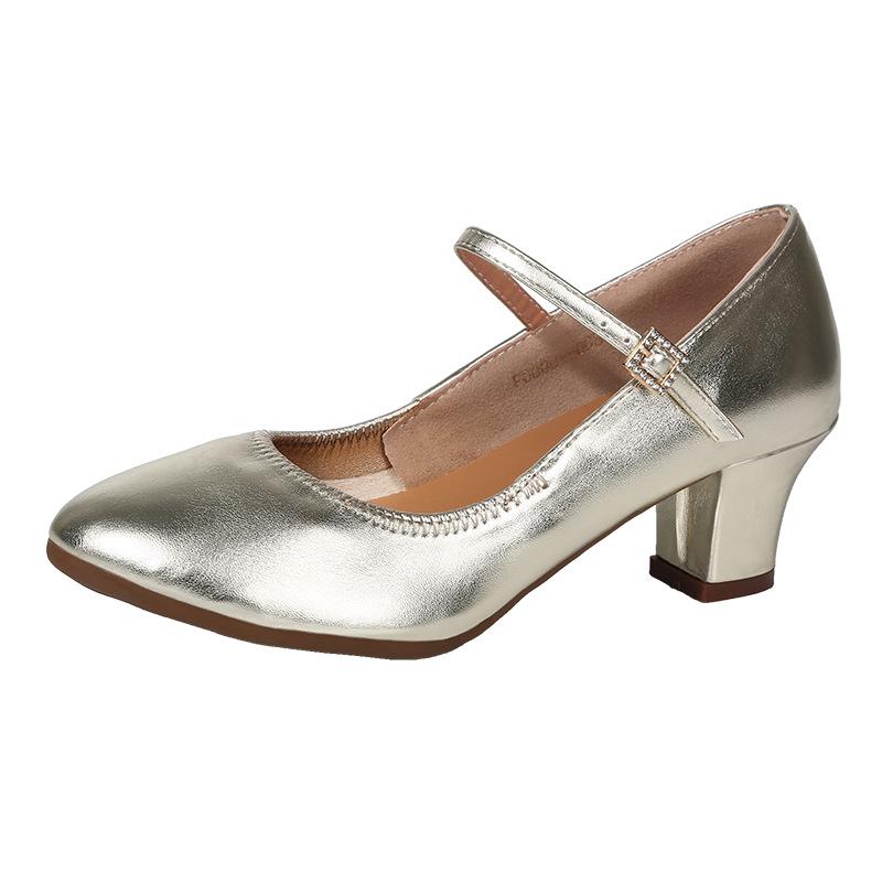 2025 новые туфли для танцев на площади для внешней торговли, танцевальные туфли на среднем каблуке, мягкая подошва, танцевальные туфли, летние танцевальные туфли, женские тренировочные туфли для преподавателей 42
2025 новые туфли для танцев на площади для внешней торговли, танцевальные туфли на среднем каблуке, мягкая подошва, танцевальные туфли, летние танцевальные туфли, женские тренировочные туфли для преподавателей 42