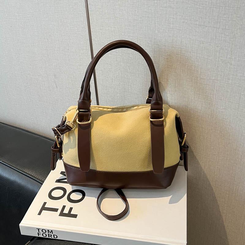 Autumn and winter new portable pillow bag large capacity matte splicing handbag women s retro high-end shoulder messenger bag
Autumn and winter new portable pillow bag large capacity matte splicing handbag women s retro high-end shoulder messenger bag