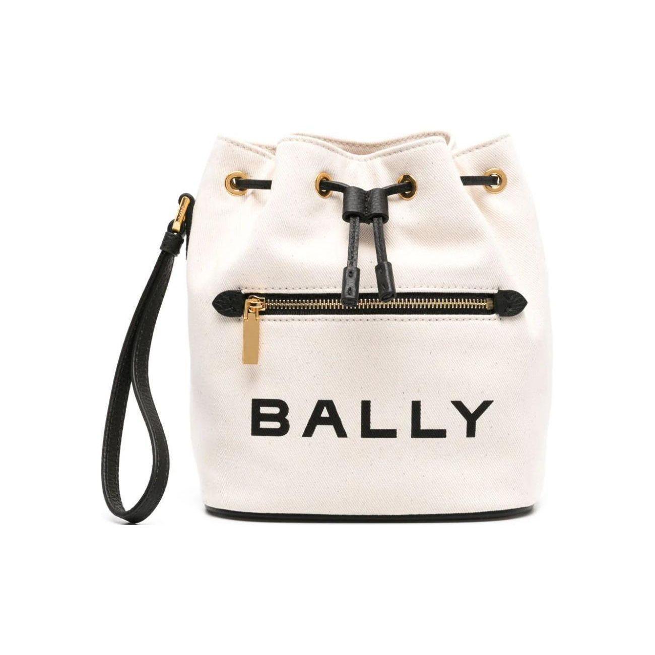 Bally Bar Logo Print Metal Eyelet Detail Bucket Bag Women Handbags Off-White 6306617 Basic Set (Bag+Dust Bag)
Bally Bar Logo Print Metal Eyelet Detail Bucket Bag Women Handbags Off-White 6306617 Basic Set (Bag+Dust Bag)