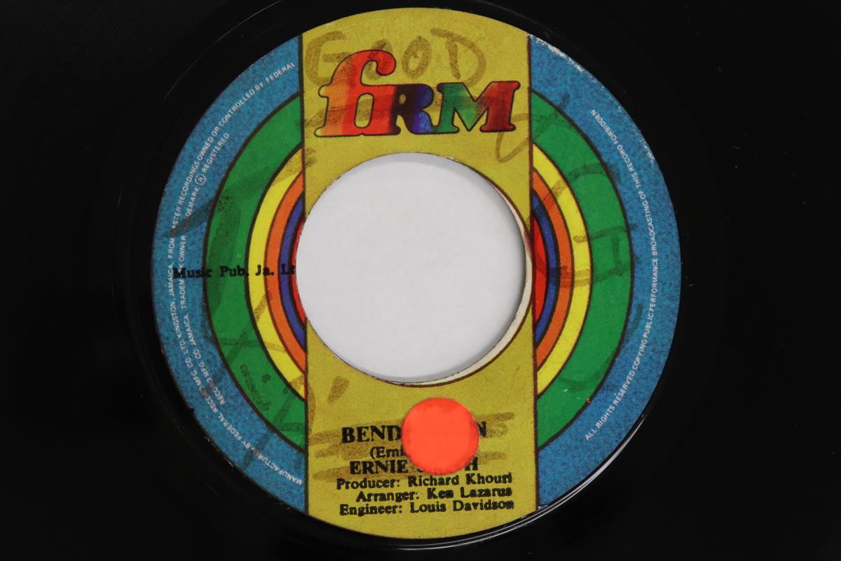 7inch Record ERNIE SMITH - Bend Down / It s Now Or Never none FRM 1972 Jamaica Reggae, Ska & Dub Used
7inch Record ERNIE SMITH - Bend Down / It s Now Or Never none FRM 1972 Jamaica Reggae, Ska & Dub Used