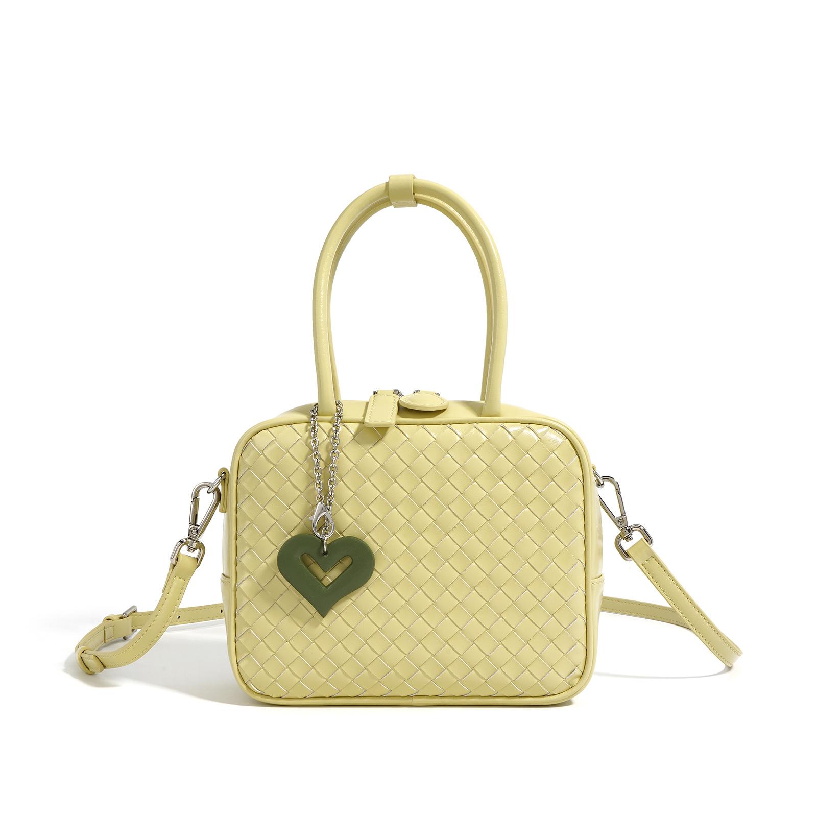 Женская сумка кроссбоди из коровьей кожи, универсальная сумка на плечо для поездок на работу, сумочка
Женская сумка кроссбоди из коровьей кожи, универсальная сумка на плечо для поездок на работу, сумочка