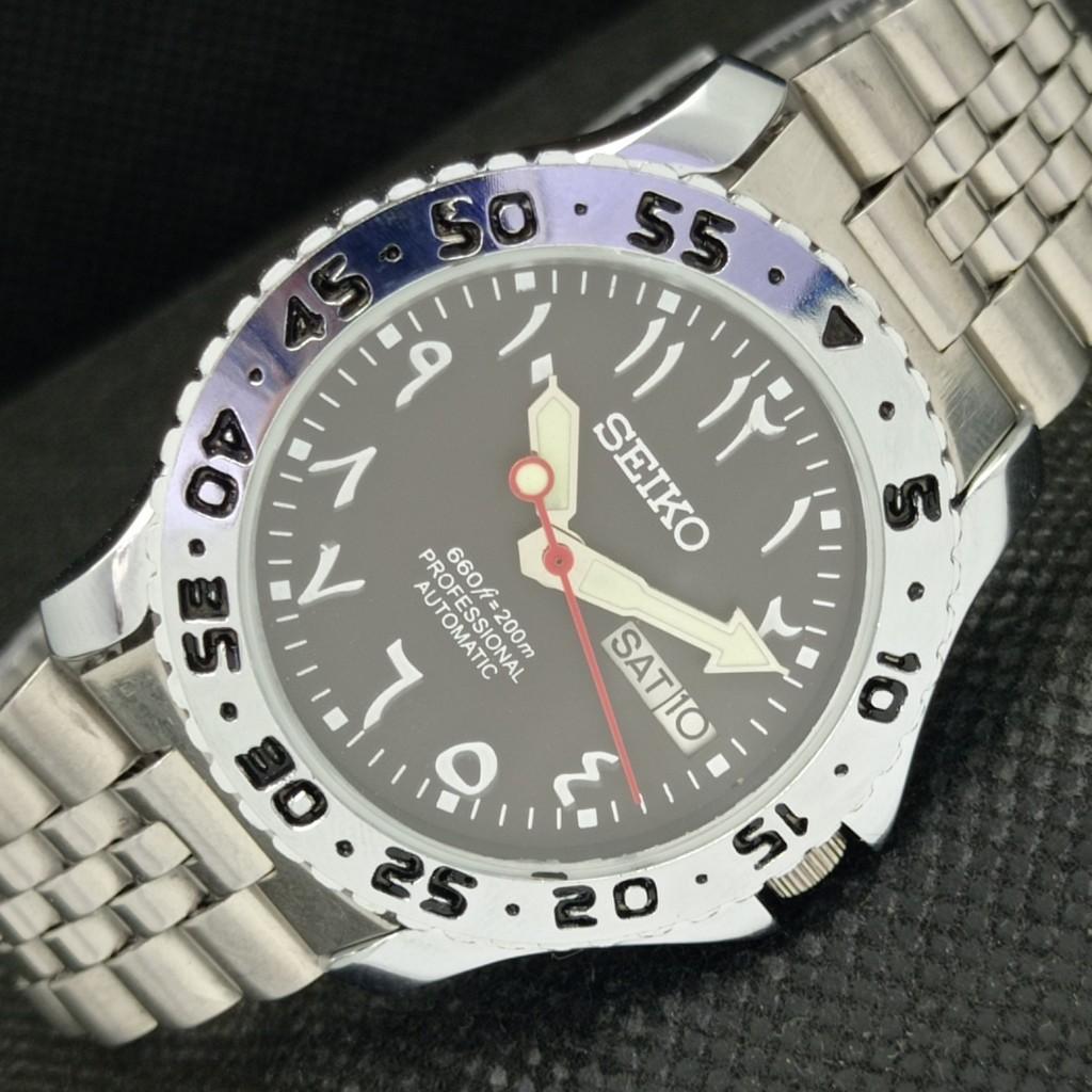 REFURBISHED VINTAGE SEIKO 5 AUTO JAPAN MENS ARABIC BROWN WATCH 587c-a308861-2 SKU587c-a308861
REFURBISHED VINTAGE SEIKO 5 AUTO JAPAN MENS ARABIC BROWN WATCH 587c-a308861-2 SKU587c-a308861