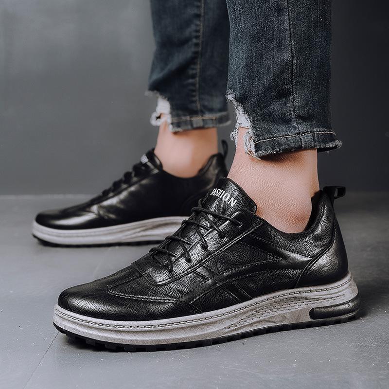 Spring new men s shoes 2025 Korean version fashion trend student PU casual shoes snekaers men s sports shoes 39
Spring new men s shoes 2025 Korean version fashion trend student PU casual shoes snekaers men s sports shoes 39