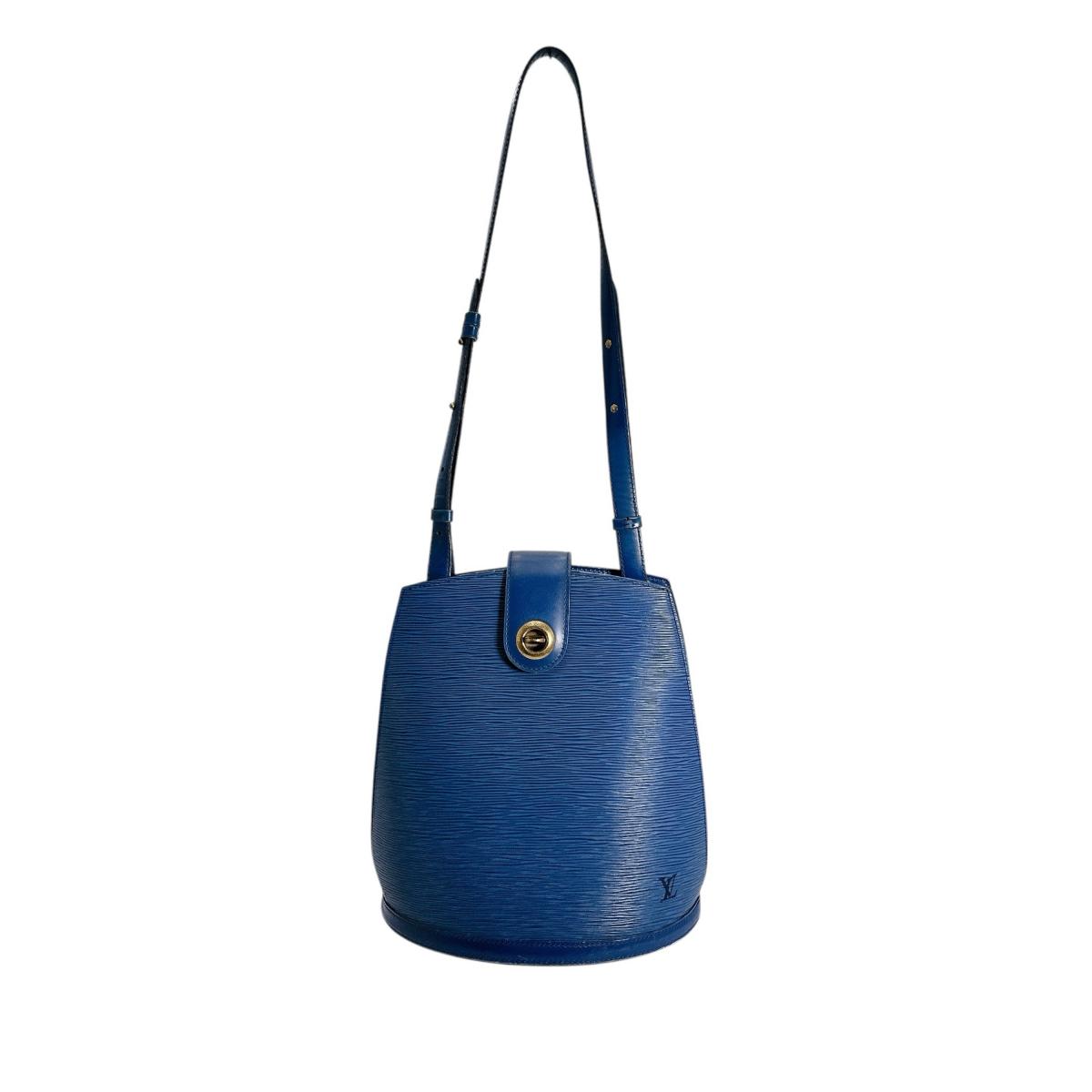 LOUIS VUITTON Epi Cluny Shoulder Bag Epi Leather blue Women M52255 Used
LOUIS VUITTON Epi Cluny Shoulder Bag Epi Leather blue Women M52255 Used