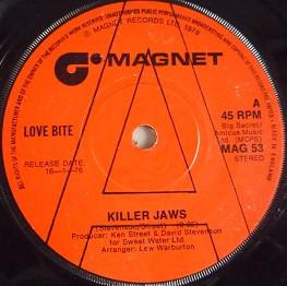 7inch Record LOVE BITE Killer Jaws MAG53 MAGNET 1976 UK SoulFunk Used
7inch Record LOVE BITE Killer Jaws MAG53 MAGNET 1976 UK SoulFunk Used