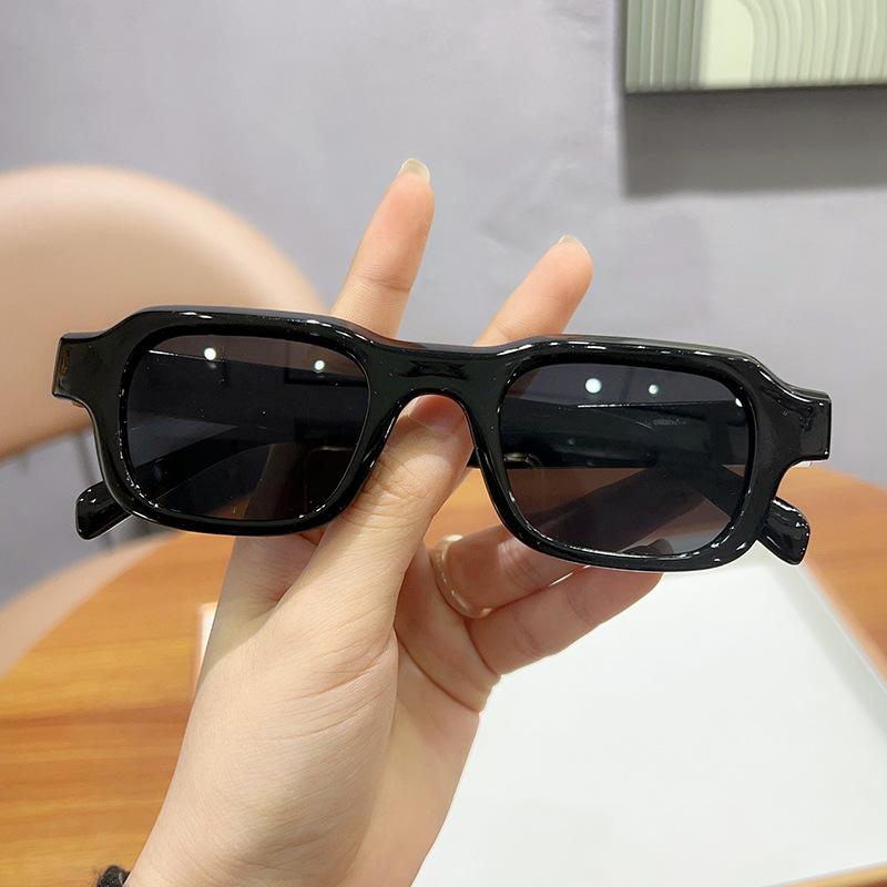 JYL TS Foldable Sunglasses Women UV Protection Hong Kong Style CY5575 A-8680 sinopia
JYL TS Foldable Sunglasses Women UV Protection Hong Kong Style CY5575 A-8680 sinopia