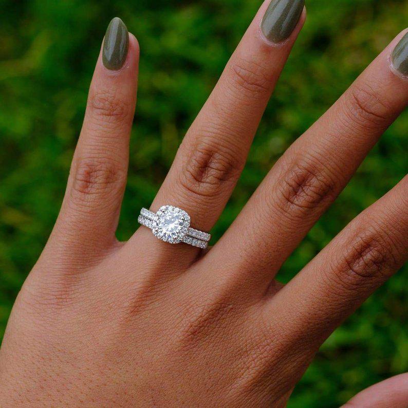 Genuine Moissanite 1-Carat Couple Rings: Women s 18K Gold and Sterling Silver Proposal & Wedding Gift. Size 6
Genuine Moissanite 1-Carat Couple Rings: Women s 18K Gold and Sterling Silver Proposal & Wedding Gift. Size 6