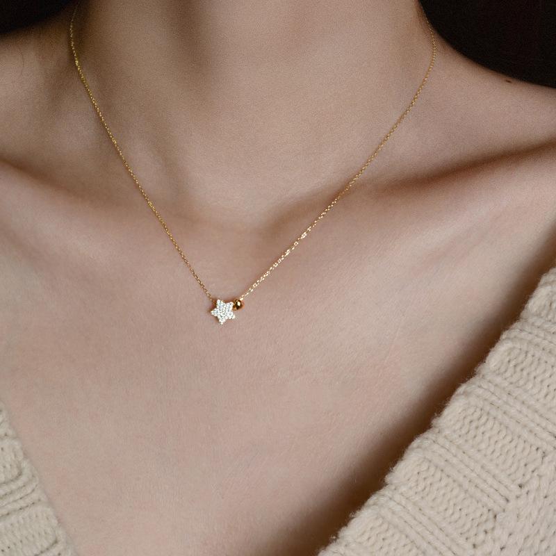 Niche Design S925 Sterling Silver Gold-Plated Diamond Star Pendant Necklace 925 Sterling Silver
Niche Design S925 Sterling Silver Gold-Plated Diamond Star Pendant Necklace 925 Sterling Silver
