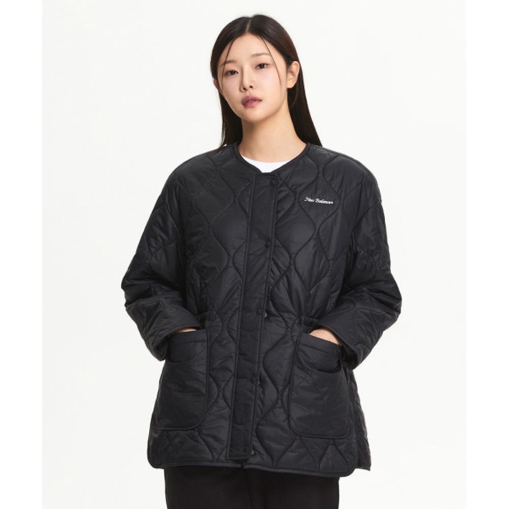 New Balance Nbnqe4w912 Женская стеганая куртка средней длины с круглым вырезом, черная (19)BLACK/S(085)
New Balance Nbnqe4w912 Женская стеганая куртка средней длины с круглым вырезом, черная (19)BLACK/S(085)