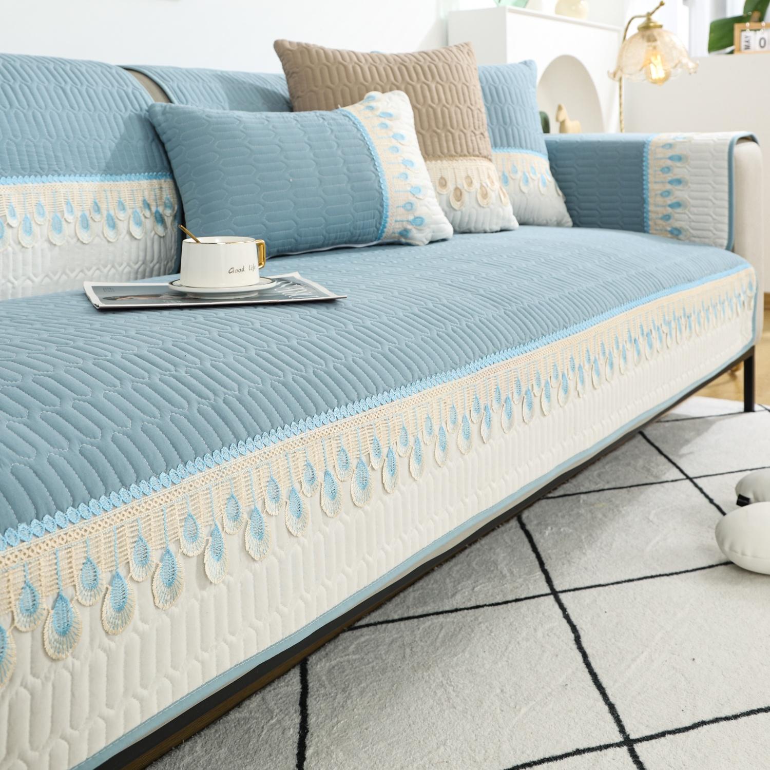 1 шт. Роскошный стеганый чехол для дивана с вышивкой в виде перьев - защищает и улучшает диван, элегантный домашний декор, полотенце для дивана для гостиной 70*70cm
1 шт. Роскошный стеганый чехол для дивана с вышивкой в виде перьев - защищает и улучшает диван, элегантный домашний декор, полотенце для дивана для гостиной 70*70cm