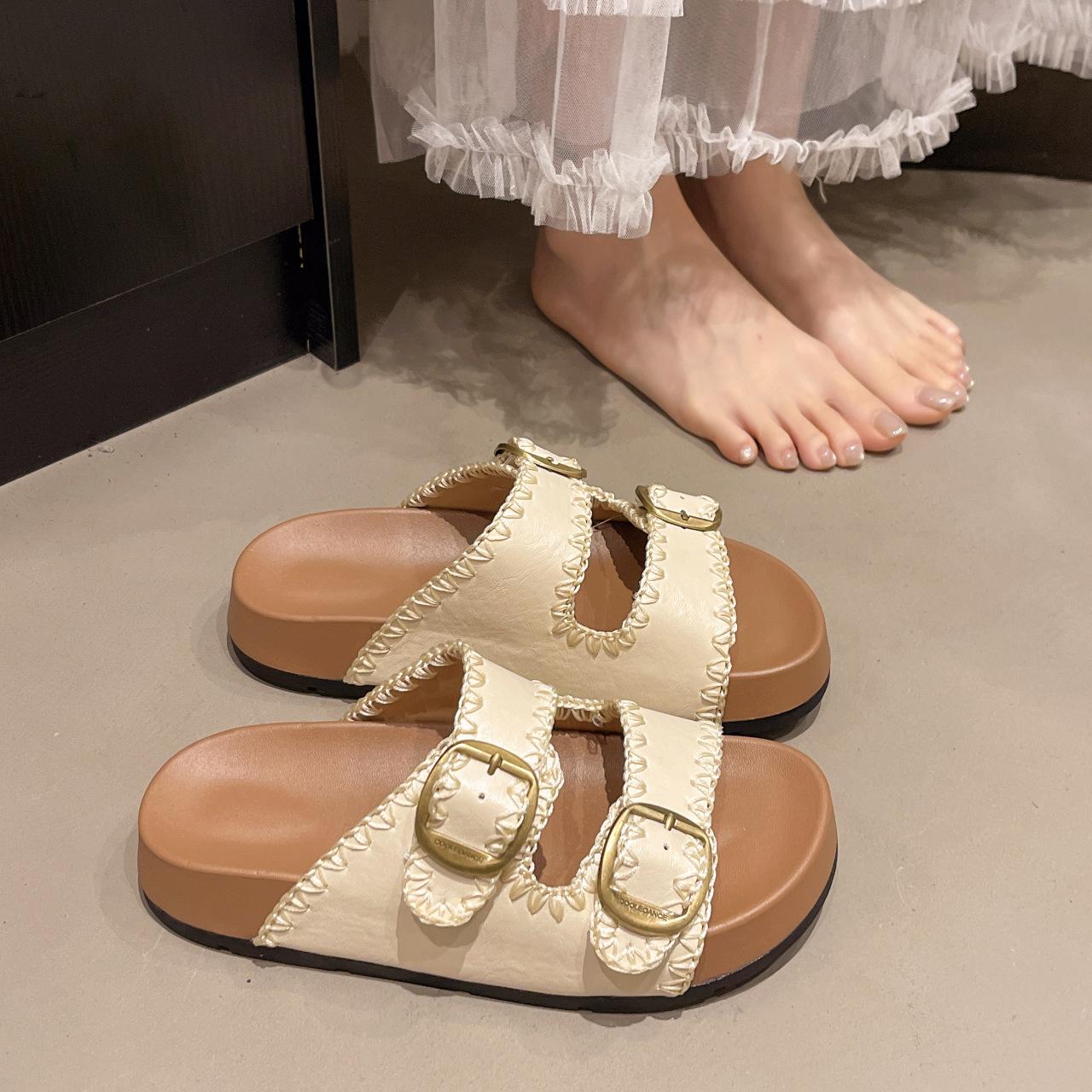 2025 лето новый кожаный дизайн с пряжкой чувство простой стиль низкий каблук шлепанцы темпераментный модный универсальный легкий и знакомый модные шлепанцы 35
2025 лето новый кожаный дизайн с пряжкой чувство простой стиль низкий каблук шлепанцы темпераментный модный универсальный легкий и знакомый модные шлепанцы 35