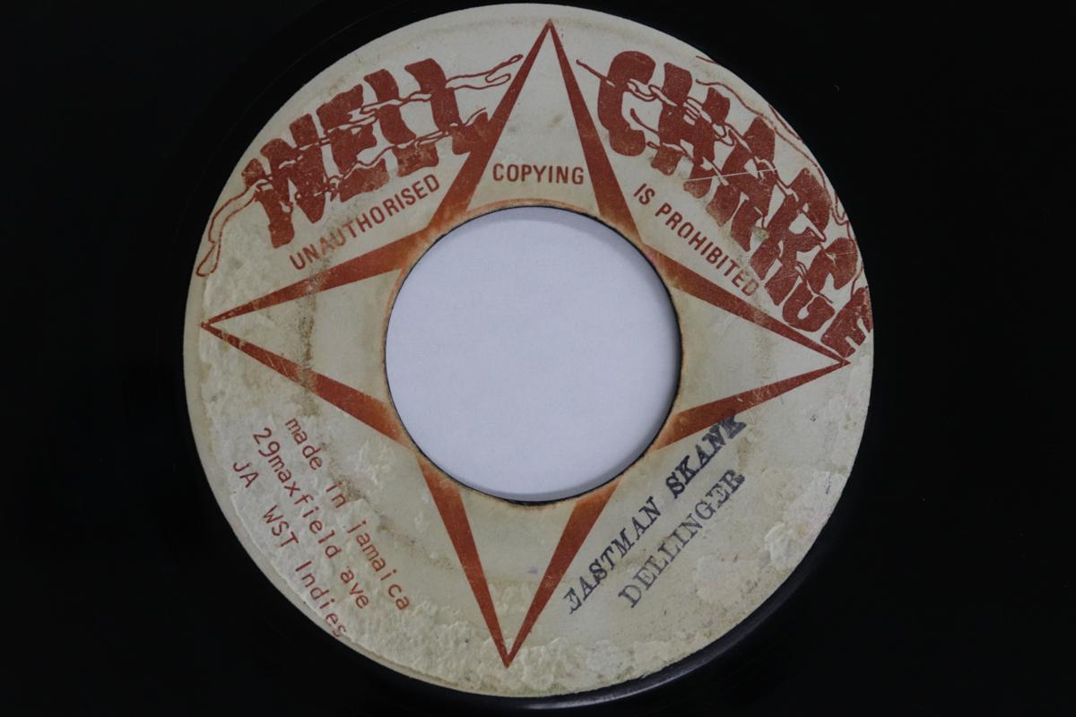 7inch Record DILLINGER - Eastman Skank none Well Charge 1978 Jamaica Reggae, Ska & Dub Used
7inch Record DILLINGER - Eastman Skank none Well Charge 1978 Jamaica Reggae, Ska & Dub Used