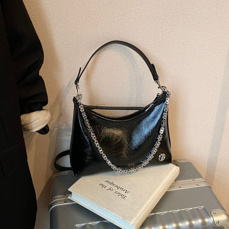 Summer Silver Tote Bag Women Large Capacity 2025 New High-Grade Light Luxury Small Super Popular Commuter Messenger Bag Black
Summer Silver Tote Bag Women Large Capacity 2025 New High-Grade Light Luxury Small Super Popular Commuter Messenger Bag Black