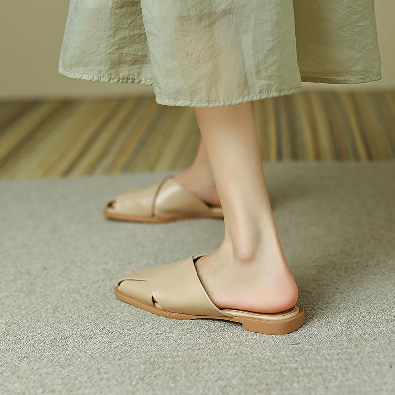 Baotou half slippers women s outer wear 2025 new sandals heelless lazy shoes flat bottom 40 чорний
Baotou half slippers women s outer wear 2025 new sandals heelless lazy shoes flat bottom 40 чорний