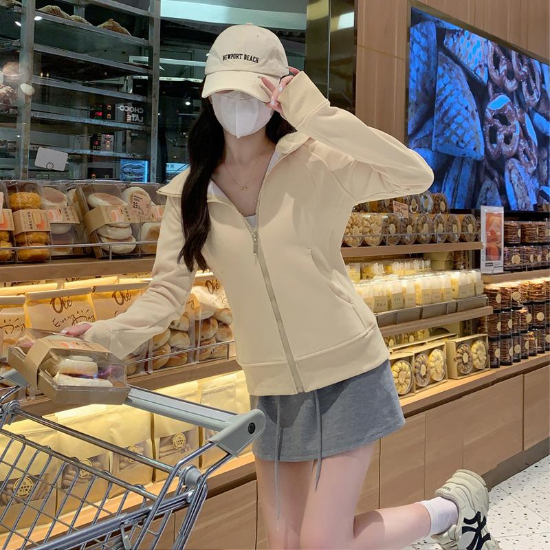 Приталенный свитер Пальто на раннюю осень Женский Весенне-осенний Топ Кардиган S
Приталенный свитер Пальто на раннюю осень Женский Весенне-осенний Топ Кардиган S