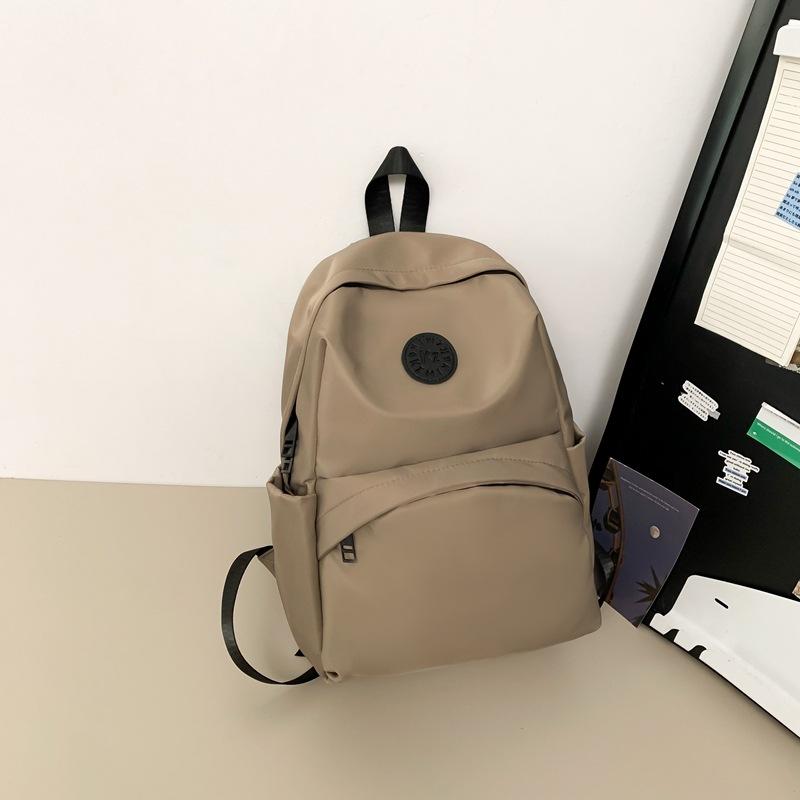 Модный школьный рюкзак для студента, простой женский рюкзак для ученика средней школы, студента колледжа, тренд хаки
Модный школьный рюкзак для студента, простой женский рюкзак для ученика средней школы, студента колледжа, тренд хаки