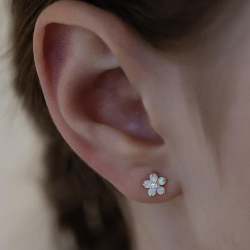 TATIANA (925 Silver) Opal Floret Earrings EC3195 Gold Plated
TATIANA (925 Silver) Opal Floret Earrings EC3195 Gold Plated