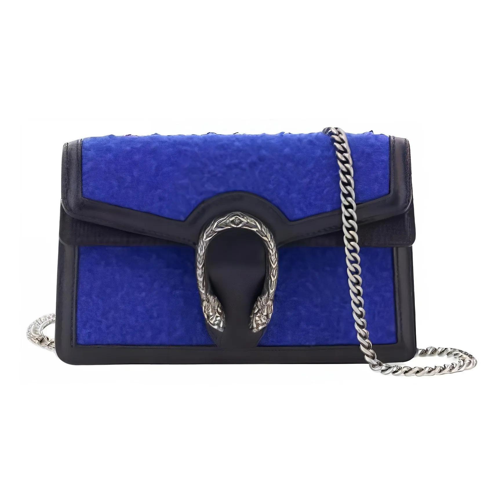 GUCCI Metal-Decorated Tiger-Head Buckle Clasp Fabric and Leather Shoulder Bag for Women Blue Basic Set (Bag+Dust Bag) синій
GUCCI Metal-Decorated Tiger-Head Buckle Clasp Fabric and Leather Shoulder Bag for Women Blue Basic Set (Bag+Dust Bag) синій