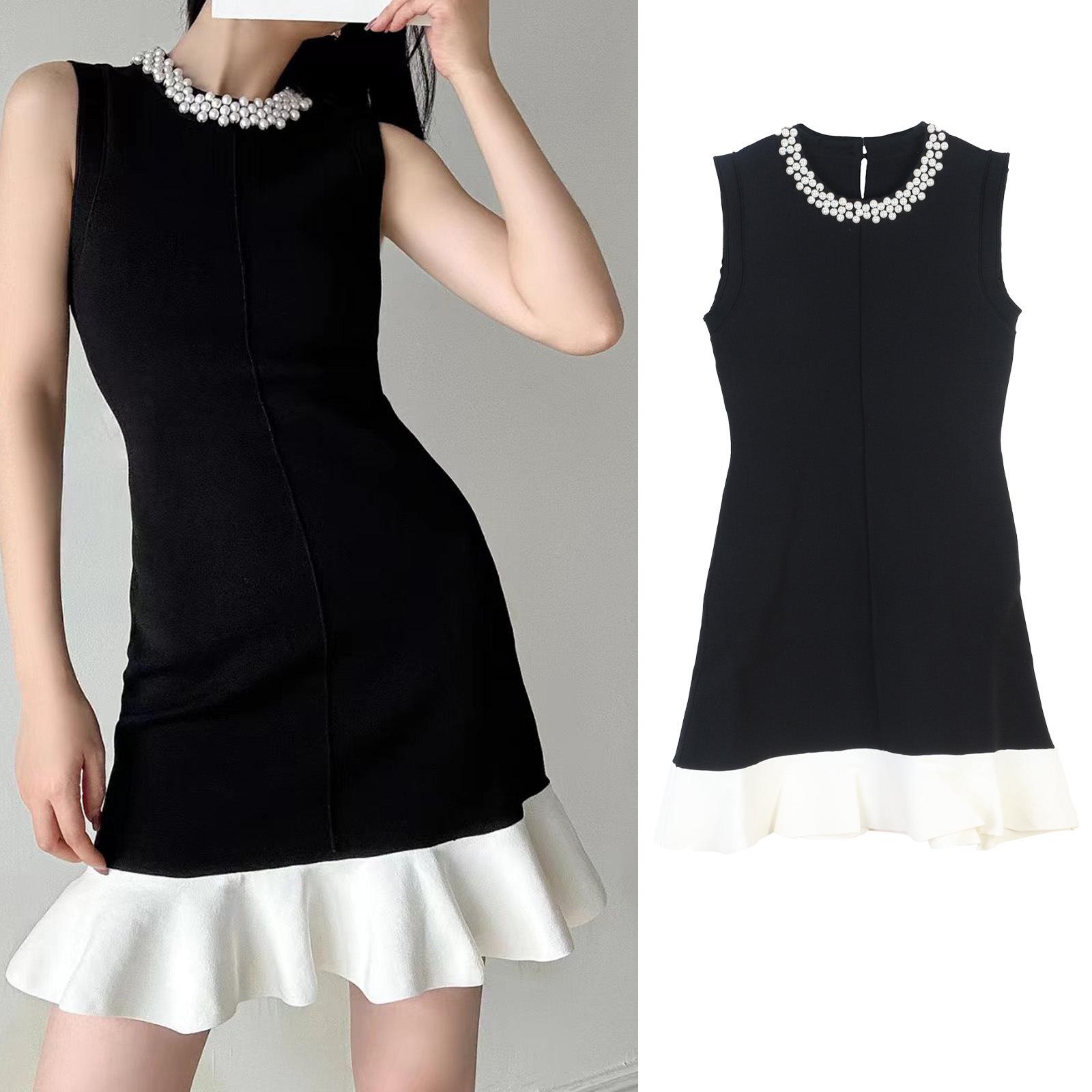 Spring/Summer 2025 Elegant Sleeveless Dress with Pearl-Embellished Neckline and Ruffle Waist Large
Spring/Summer 2025 Elegant Sleeveless Dress with Pearl-Embellished Neckline and Ruffle Waist Large