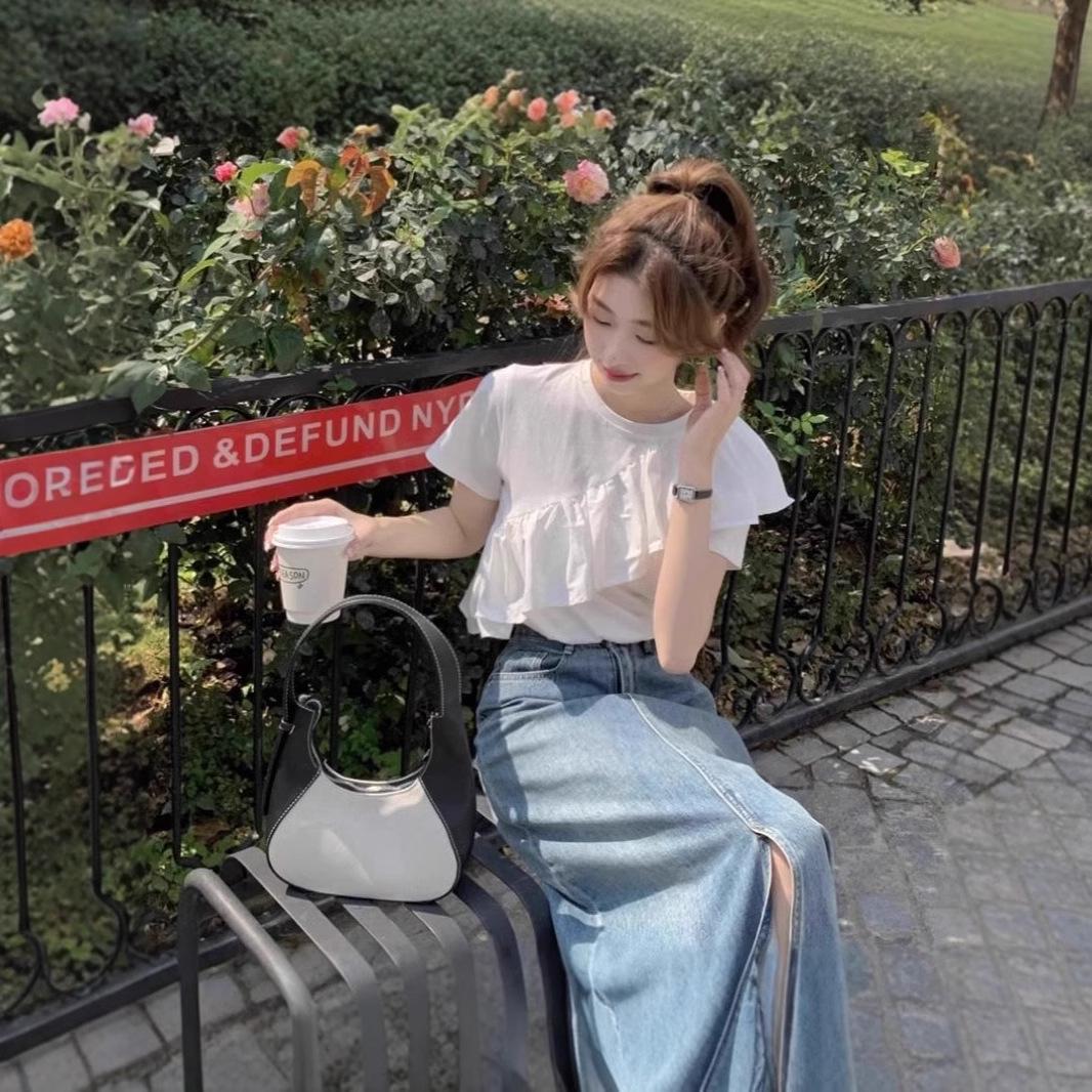Women s Ruffle T-Shirt & Denim Skirt Set – Chic French Design, Short Sleeve, Unique Summer Style M
Women s Ruffle T-Shirt & Denim Skirt Set – Chic French Design, Short Sleeve, Unique Summer Style M