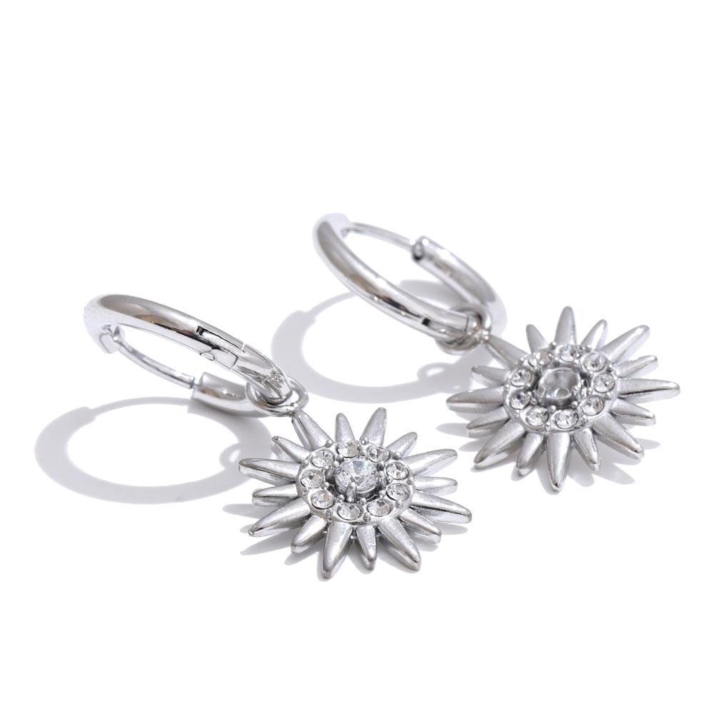 Yhpup Exquisite Inlaid Zirconia Sun Drop Hoop Earrings for Women Stainless Steel Delicate Daily Jewelry Hypoallergenic
Yhpup Exquisite Inlaid Zirconia Sun Drop Hoop Earrings for Women Stainless Steel Delicate Daily Jewelry Hypoallergenic
