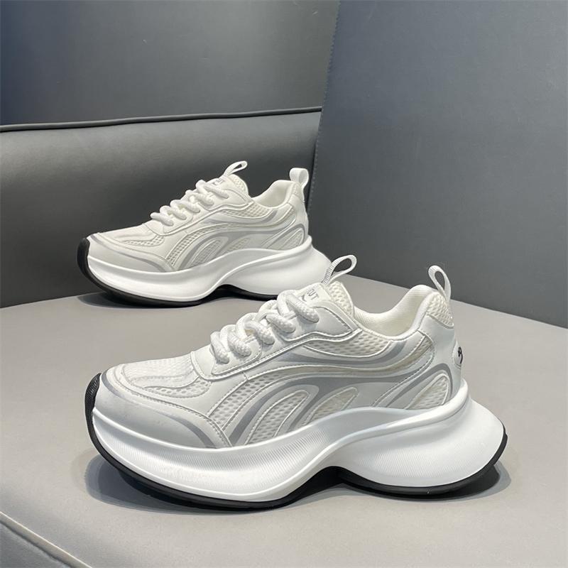 Summer new platform men s shoes casual sports shoes dad shoes 44 білий
Summer new platform men s shoes casual sports shoes dad shoes 44 білий