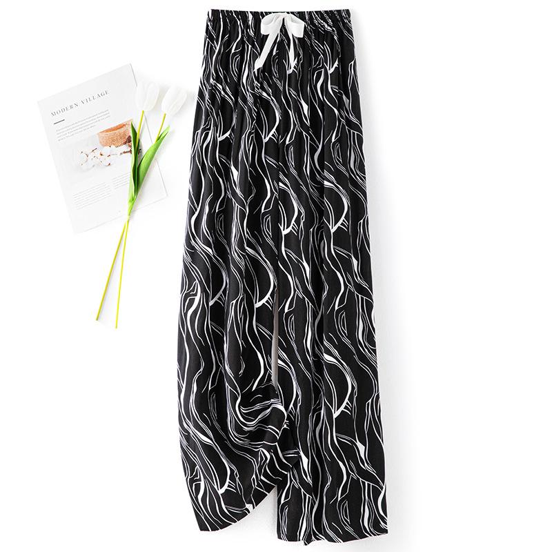 Женские пижамные брюки широкие из хлопка и шелка: Легкие, дышащие, длиной до девяти точек, подходят для весны, лета, осени или для отдыха дома. One Size
Женские пижамные брюки широкие из хлопка и шелка: Легкие, дышащие, длиной до девяти точек, подходят для весны, лета, осени или для отдыха дома. One Size