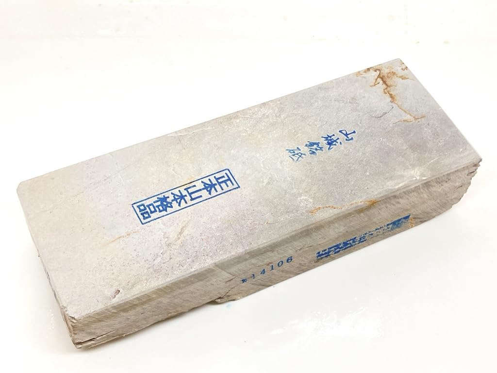 Natural whetstone Shomotoyama Yamashiro Meiji Ukyo Ward Umegahata Iris Takayama Ceiling Nikuun Suban Soft Thirty Cut Top #06 /1,785g
Natural whetstone Shomotoyama Yamashiro Meiji Ukyo Ward Umegahata Iris Takayama Ceiling Nikuun Suban Soft Thirty Cut Top #06 /1,785g
