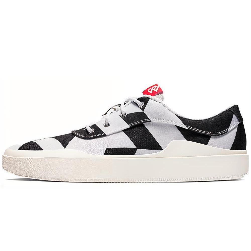 Jordan Westbrook 0.3 Dazzle AA1348-100 42
Jordan Westbrook 0.3 Dazzle AA1348-100 42