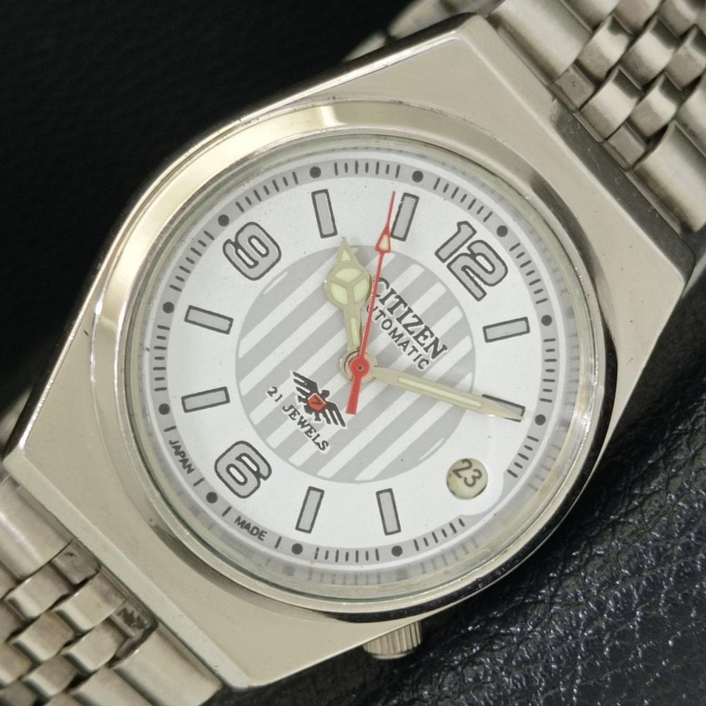 AUTOMATIC GENUINE VINTAGE CITIZEN 8200 JAPAN MENS WHITE DIAL WATCH a500206-2 R151b-a500206
AUTOMATIC GENUINE VINTAGE CITIZEN 8200 JAPAN MENS WHITE DIAL WATCH a500206-2 R151b-a500206
