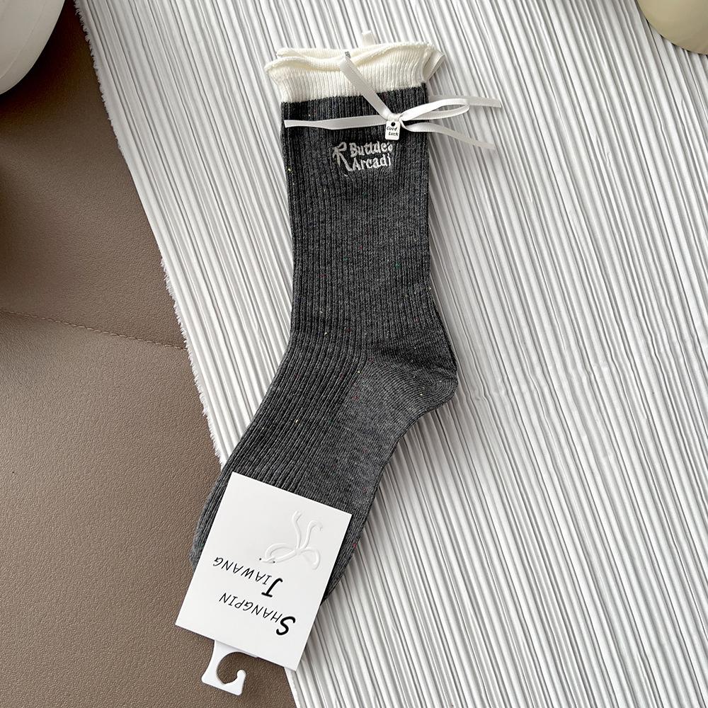 Embroidered Bow Detail Calf Socks with Ruffle Cuff Autumn Winter Warm Mid-Calf Cotton Socks for Women Japanese Kawaii Style One Size темно-серого
Embroidered Bow Detail Calf Socks with Ruffle Cuff Autumn Winter Warm Mid-Calf Cotton Socks for Women Japanese Kawaii Style One Size темно-серого