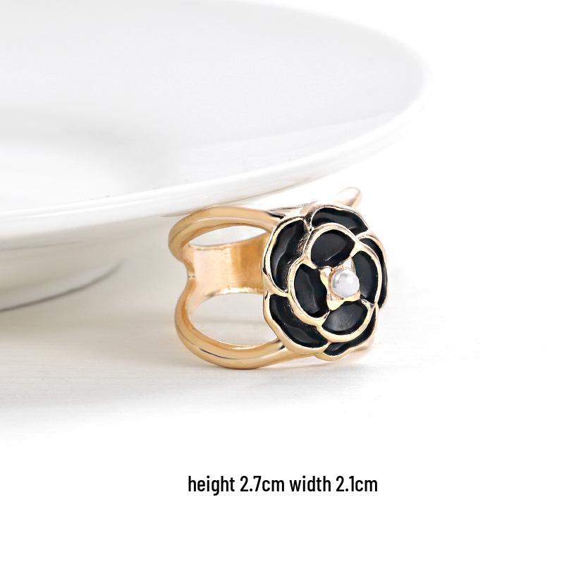 Высококачественный клетчатый шарф с камелией и жемчугом и пряжка для ремня на талию для пальто
Высококачественный клетчатый шарф с камелией и жемчугом и пряжка для ремня на талию для пальто