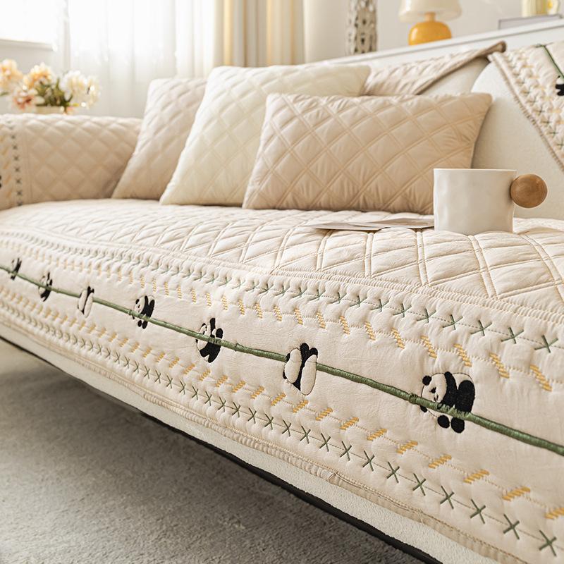 Washed Cotton Cartoon Red Panda Sofa Cushion New Four-Season Universal High-End Non-Slip Sofa Cover Cross-Border 70*70cm
Washed Cotton Cartoon Red Panda Sofa Cushion New Four-Season Universal High-End Non-Slip Sofa Cover Cross-Border 70*70cm