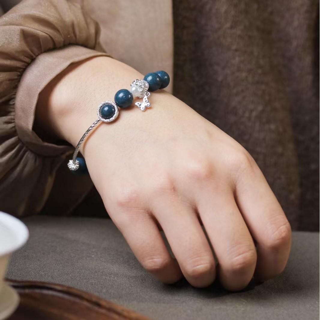 Natural Herbal Scented Bead & Pearl Bracelet - Blue Medicine Master, Ancient Style Jewelry.
Natural Herbal Scented Bead & Pearl Bracelet - Blue Medicine Master, Ancient Style Jewelry.