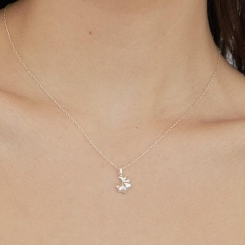 STILL INSTANT Shell Spark Necklace SF_N02
STILL INSTANT Shell Spark Necklace SF_N02